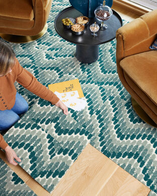 Installing FLOR Jute Box in Bone